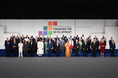 30/06/2025. Primera jornada de la 4ª Conferencia de Financiación al Desarrollo de Naciones Unidas. Foto de familia de la 4ª Conferencia de F...