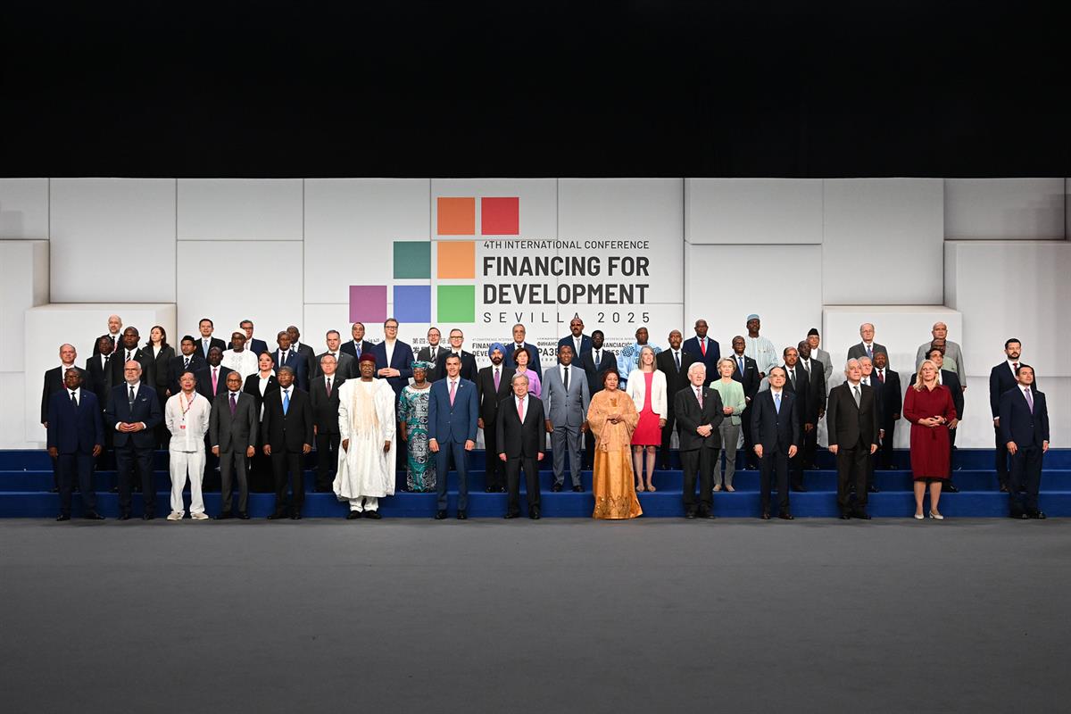30/06/2025. Primera jornada de la 4ª Conferencia de Financiación al Desarrollo de Naciones Unidas. Foto de familia de la 4ª Conferencia de F...