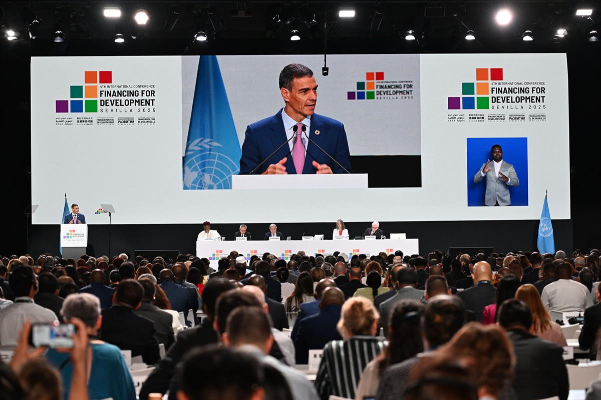 El presidente del Gobierno, Pedro Sánchez, interviene en la sesión inaugural de la Conferencia