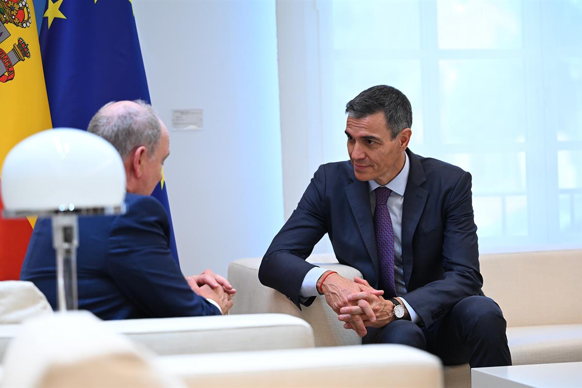 1/06/2026. Pedro Sánchez recibe al Príncipe Alberto II de Mónaco. El presidente del Gobierno, Pedro Sánchez, y el príncipe Alberto II de Món...