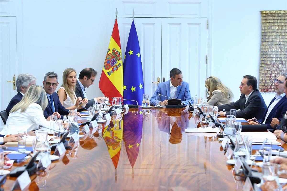 1/09/2026. El presidente del Gobierno, Pedro Sánchez, preside la reunión del Consejo de Seguridad Nacional. El presidente del Gobierno, Pedr...