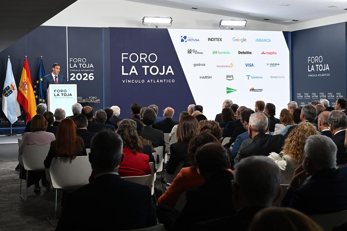 1/10/2026. Pedro Sánchez interviene en la inauguración del Foro La Toja-Vínculo Atlántico. El presidente del Gobierno, Pedro Sánchez, durant...