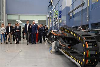 Pedro Sánchez visita el centro industrial Delta Vigo PTL Valladares, en Vigo (Pontevedra)