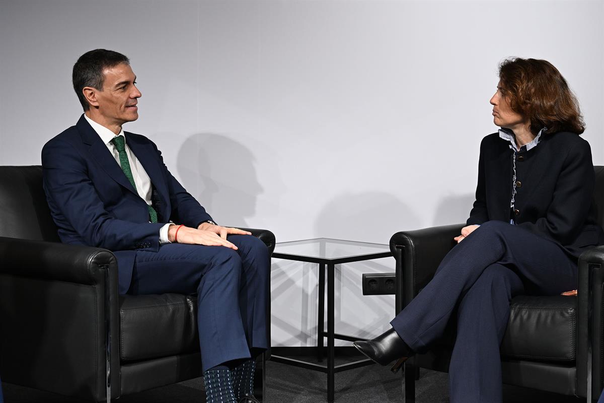 2/03/2026. Sánchez asiste a la inauguración del'GSMA Mobile World Congress Barcelona 2026'. El presidente del Gobierno, Pedro Sánchez, y la ...