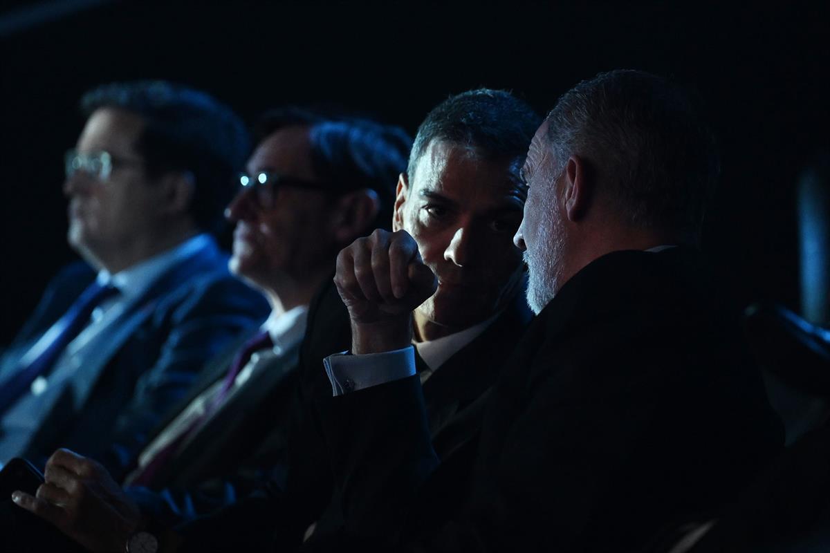 2/03/2026. Sánchez asiste a la inauguración del'GSMA Mobile World Congress Barcelona 2026'. El presidente del Gobierno, Pedro Sánchez, y el ...