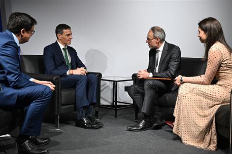 2/03/2026. Sánchez asiste a la inauguración del'GSMA Mobile World Congress Barcelona 2026'. El presidente del Gobierno, Pedro Sánchez, y el ...