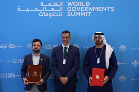 3/02/2026. Pedro Sánchez participa en la Cumbre Mundial de Gobiernos en Dubái. El director del Gabinete de la Presidencia del Gobierno, Dieg...