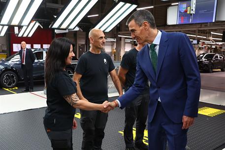 3/06/2026. Pedro Sánchez visita la fábrica de SEAT en Martorell (Barcelona). El presidente del Gobierno, Pedro Sánchez, durante la visita a ...