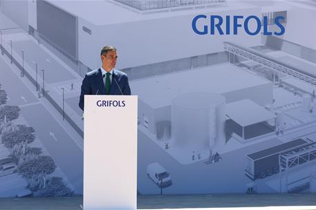3/06/2026. Sanchez preside la colación de la primera piedra de la planta de Grifols. El presidente del Gobierno, Pedro Sánchez, durante su i...