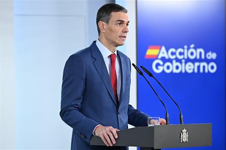 4/03/2026. Sánchez declaración internacional. El presidente del Gobierno, Pedro Sánchez, durante su declaración institucional en el Palacio ...