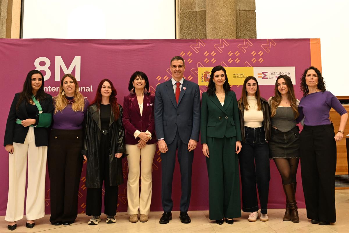 4/03/2026. Pedro Sánchez clausura el acto institucional con motivo del Día Internacional de las Mujeres. El presidente del Gobierno, Pedro S...