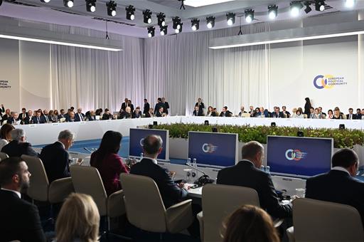 4/05/2026. Pedro Sánchez attends the VIII European Political Community meeting. Plenary session of the VIII meeting of the European Politica...