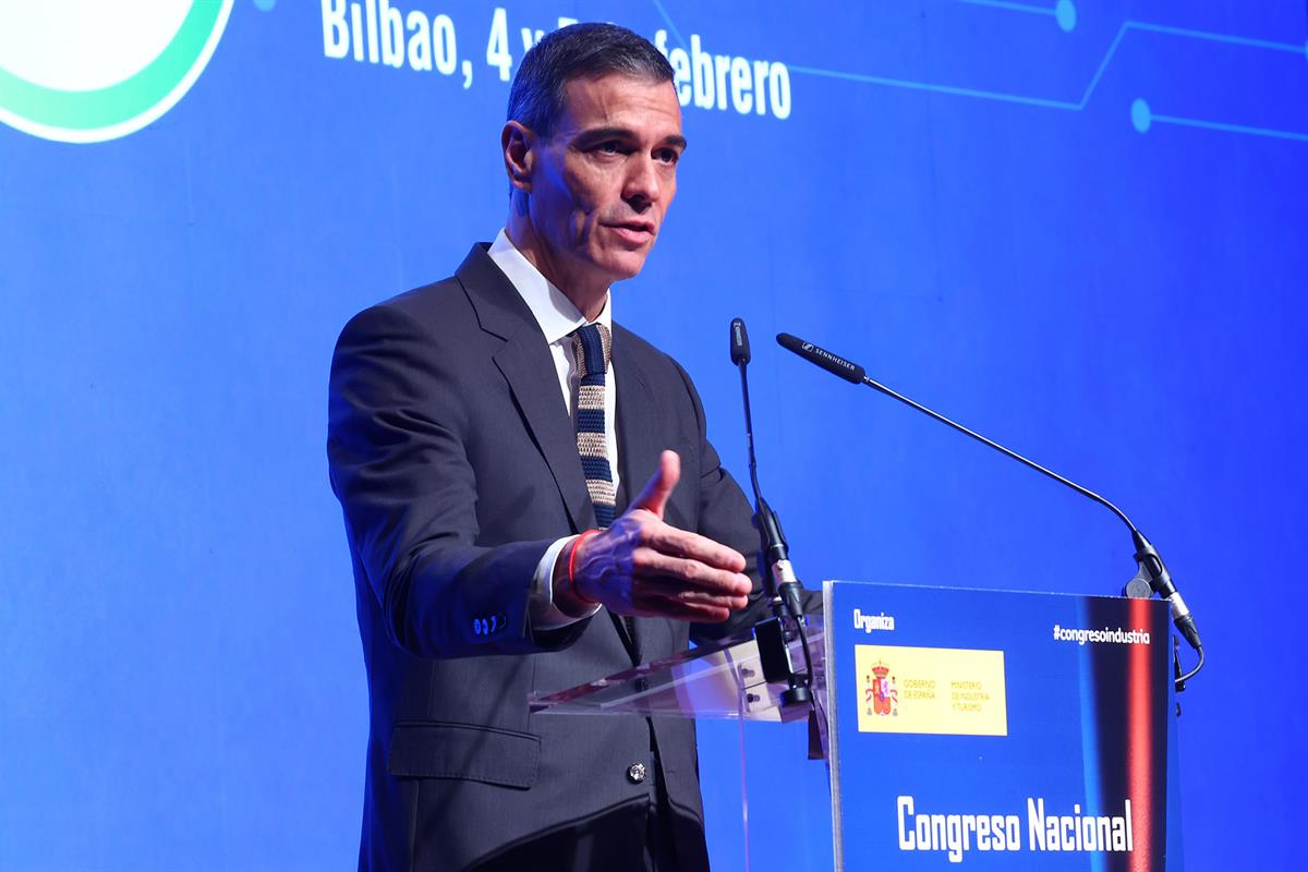 El presidente del Gobierno, Pedro S&aacute;nchez, durante su intervenci&oacute;n en la clausura del VIII Congreso Nacional de Industria