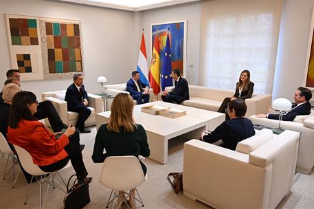 5/03/2026. Pedro Sánchez recibe al Gran Duque de Luxemburgo, Guillermo V. Encuentro del presidente del Gobierno, Pedro Sánchez, con el Gran ...