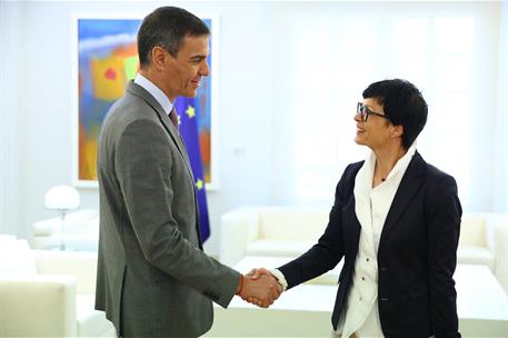5/05/2026. Pedro Sánchez mantiene un encuentro con la comisaria europea de Ampliación, Marta Kos. El presidente del Gobierno, Pedro Sánchez,...
