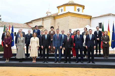6/03/2026. XXXVI Cumbre Hispano-Portuguesa. El presidente del Gobierno, Pedro Sánchez, el primer ministro portugués, Luís Montenegro, y las ...