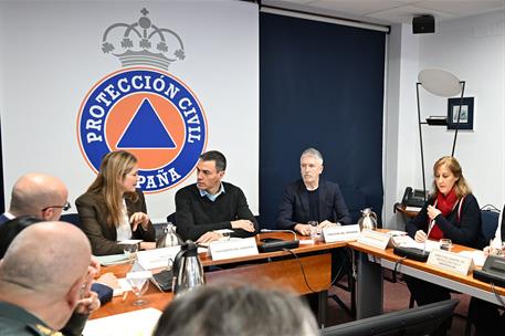 7/02/2026. Pedro Sánchez visita la Dirección General de Protección Civil y Emergencias. El presidente del Gobierno, Pedro Sánchez, junto a l...