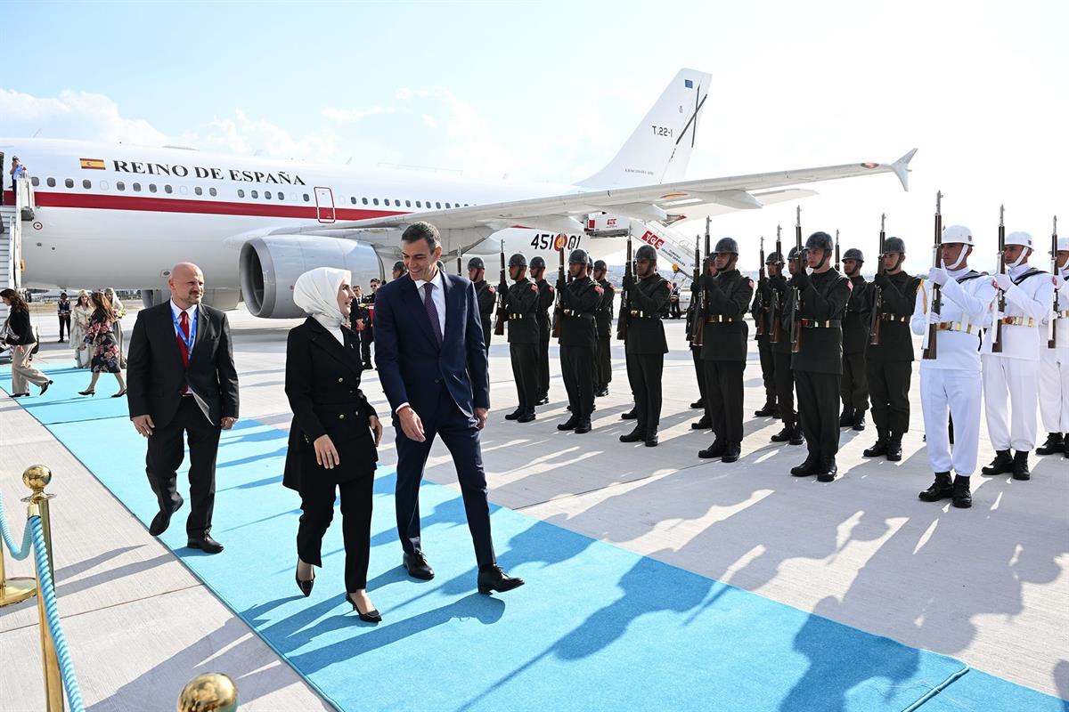 7/07/2026. Pedro Sánchez asiste a la cumbre de la OTAN en Ankara, Turquía. El presidente del Gobierno, Pedro Sánchez, es recibido en la base...