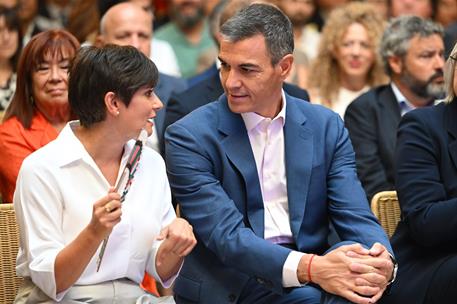 7/09/2026. Pedro Sánchez closes the presentation of the CASA47 portal. The President of the Government of Spain, Pedro Sánchez, together wit...