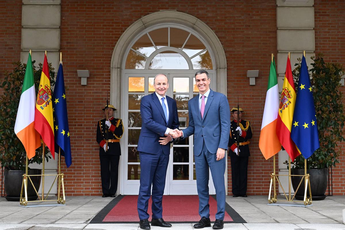 10/03/2026. Pedro Sánchez receives the Taoiseach of Ireland. The President of the Government of Spain, Pedro Sánchez, receives the Taoiseach...