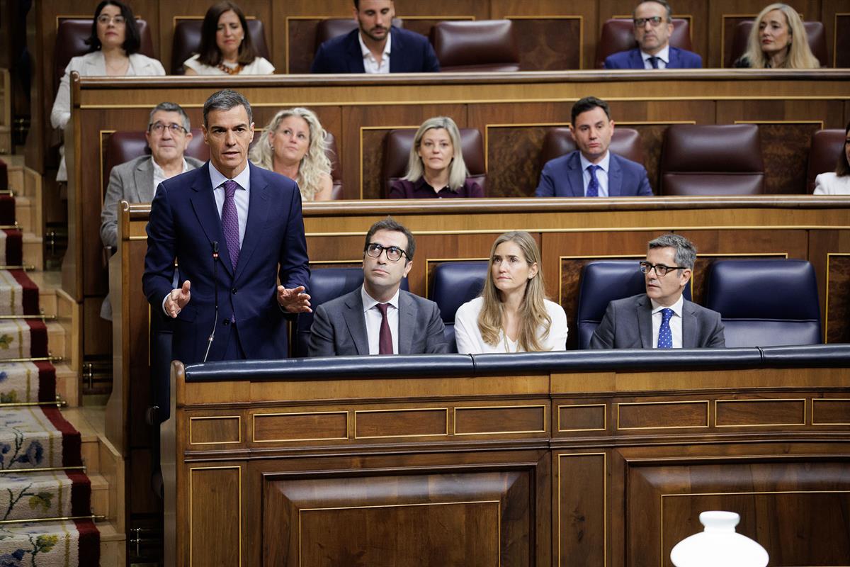 10/06/2026. Pedro Sánchez asiste a la sesión de control al Gobierno. El presidente del Gobierno, Pedro Sánchez, responde a las preguntas for...