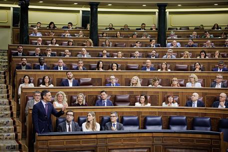 10/06/2026. Pedro Sánchez asiste a la sesión de control al Gobierno. El presidente del Gobierno, Pedro Sánchez, se dirige al Pleno del Congr...