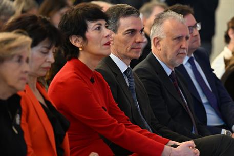 11/03/2026. Pedro Sánchez inaugura el I Foro contra el Odio. El presidente del Gobierno, Pedro Sánchez, junto a varios ministros del Ejecuti...