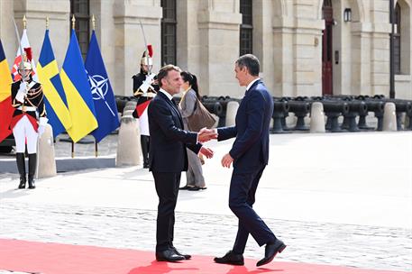 13/07/2026. Coalición de Voluntarios para Ucrania. El presidente de la República Francesa, Emmanuel Macron, recibe al presidente del Gobiern...