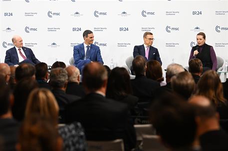 14/02/2026. Pedro Sánchez participa en la Conferencia de Seguridad de Múnich. El presidente del Gobierno, Pedro Sánchez, entre los ponentes ...