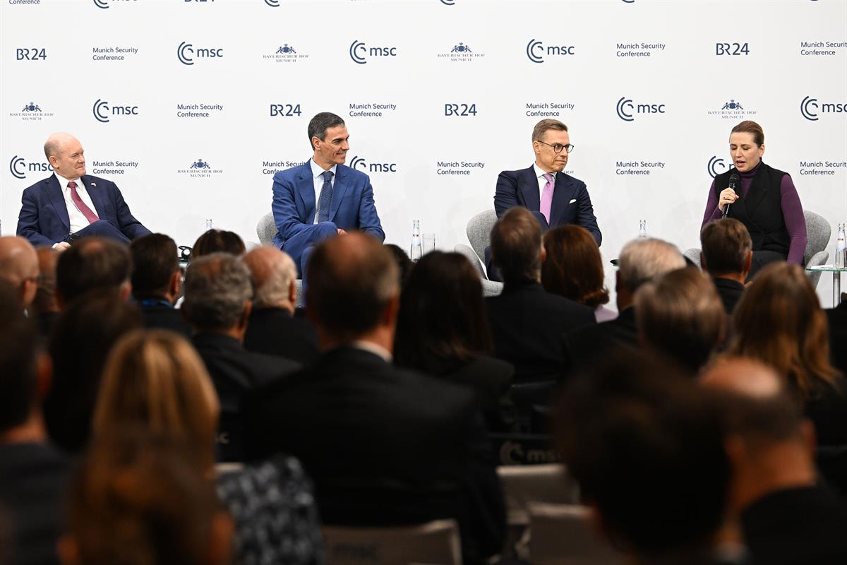 14/02/2026. Pedro Sánchez participa en la Conferencia de Seguridad de Múnich. El presidente del Gobierno, Pedro Sánchez, entre los ponentes ...