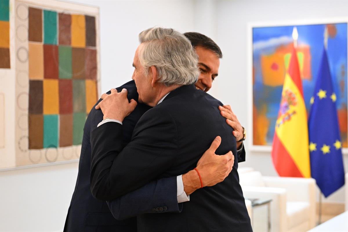 14/05/2026. Pedro Sánchez receives Gordon Brown. The President of the Government of Spain, Pedro Sánchez, receives Gordon Brown, the UK's Sp...