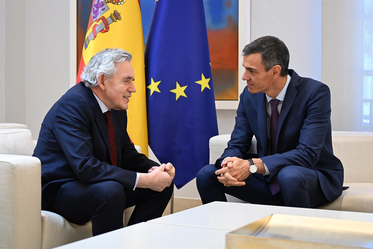 14/05/2026. Pedro Sánchez receives Gordon Brown. Meeting between the President of the Government of Spain, Pedro Sánchez, and the UK's Speci...