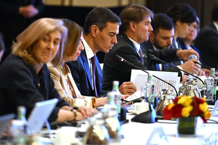 Pedro Sánchez durante el encuentro con empresas innovadoras