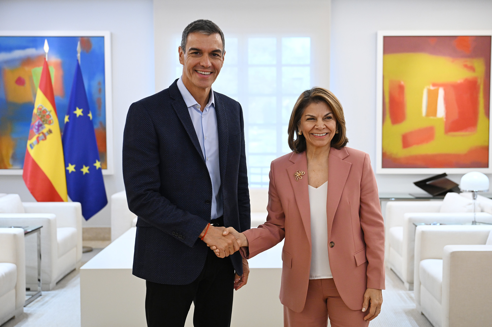 15/09/2026. Pedro Sánchez mantiene un encuentro con la presidenta del Club de Madrid