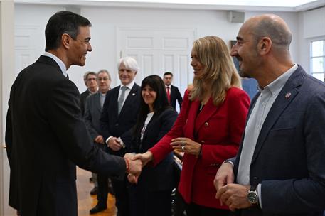 16/04/2026. Pedro Sánchez acto proceso de regularización de migrantes. El presidente del Gobierno, Pedro Sánchez, recibe a actores instituci...