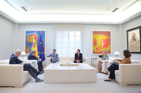 16/09/2026. Encuentro con el secretario general Iberoamericano. El presidente del Gobierno, Pedro Sánchez, durante el encuentro con el secre...