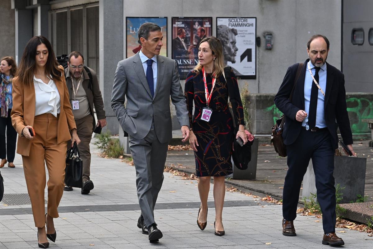 16/10/2026. El presidente del Gobierno participa en el Consejo Europeo. El presidente del Gobierno, Pedro Sánchez, de camino a la segunda jo...