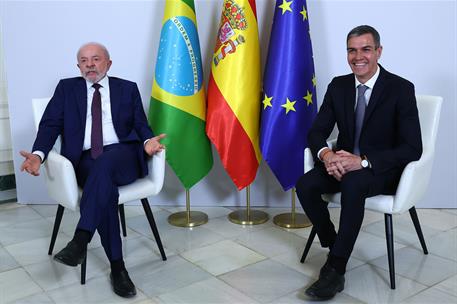 17/04/2026. I Cumbre España-Brasil. El presidente del Gobierno, Pedro Sánchez, y el presidente de Brasil, Luiz Inácio Lula da Silva, durante...