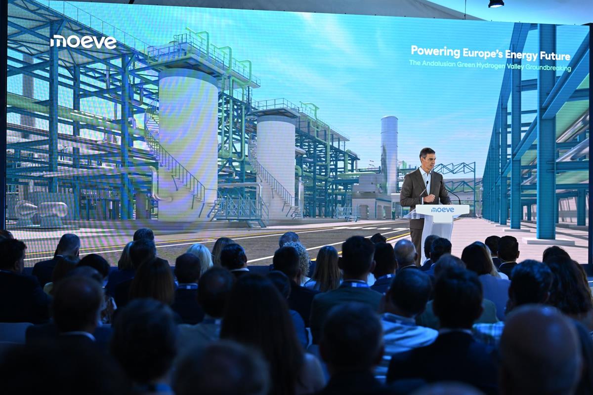 17/09/2026. Pedro Sánchez preside la presentación proyecto del Valle Andaluz del Hidrógeno Verde. El presidente del Gobierno, Pedro Sánchez,...