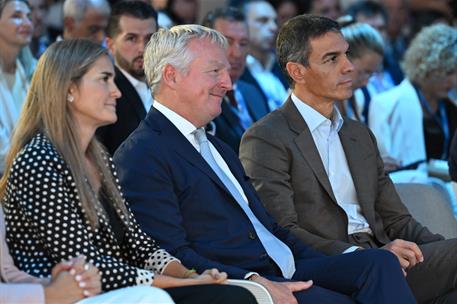 17/09/2026. Pedro Sánchez preside la presentación del proyecto del Valle Andaluz del Hidrógeno Verde. El presidente del Gobierno, Pedro Sánc...