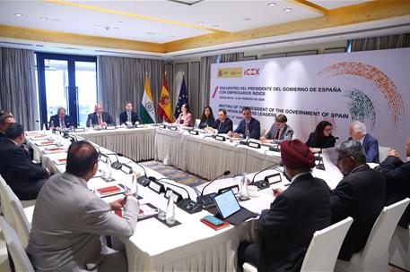 18/02/2026. Pedro Sánchez viaje a India primer día. El presidente del Gobierno, Pedro Sánchez, asiste a un encuentro con inversores indios y...
