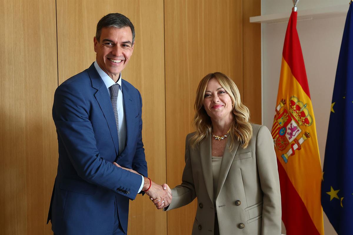 18/06/2026. Pedro Sánchez se reúne con Giorgia Meloni en Bruselas. El presidente del Gobierno, Pedro Sánchez, en su encuentro en Bruselas co...