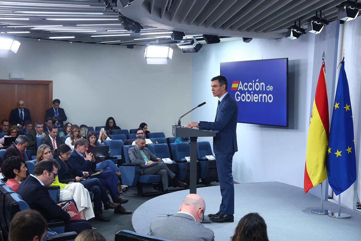 20/03/2026. Pedro Sánchez appears after the extraordinary Council of Ministers. The President of the Government of Spain, Pedro Sánchez, app...