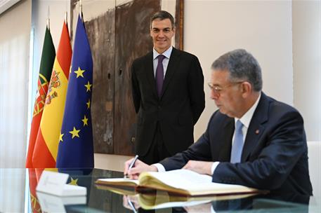 20/04/2026. Pedro Sánchez recibe al presidente de Portugal, António José Martins Seguro. El presidente de la República Portuguesa, António J...