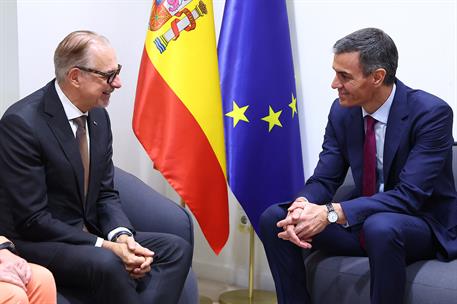 20/05/2026. Pedro Sánchez clausura el Congreso del Espacio. El presidente del Gobierno, Pedro Sánchez, y el director general de la Agencia E...