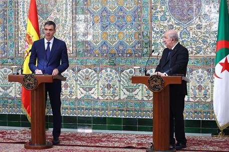 20/07/2026. Pedro Sánchez travels to Algeria. The President of the Government of Spain, Pedro Sánchez, and the President of Algeria, Abdelma...