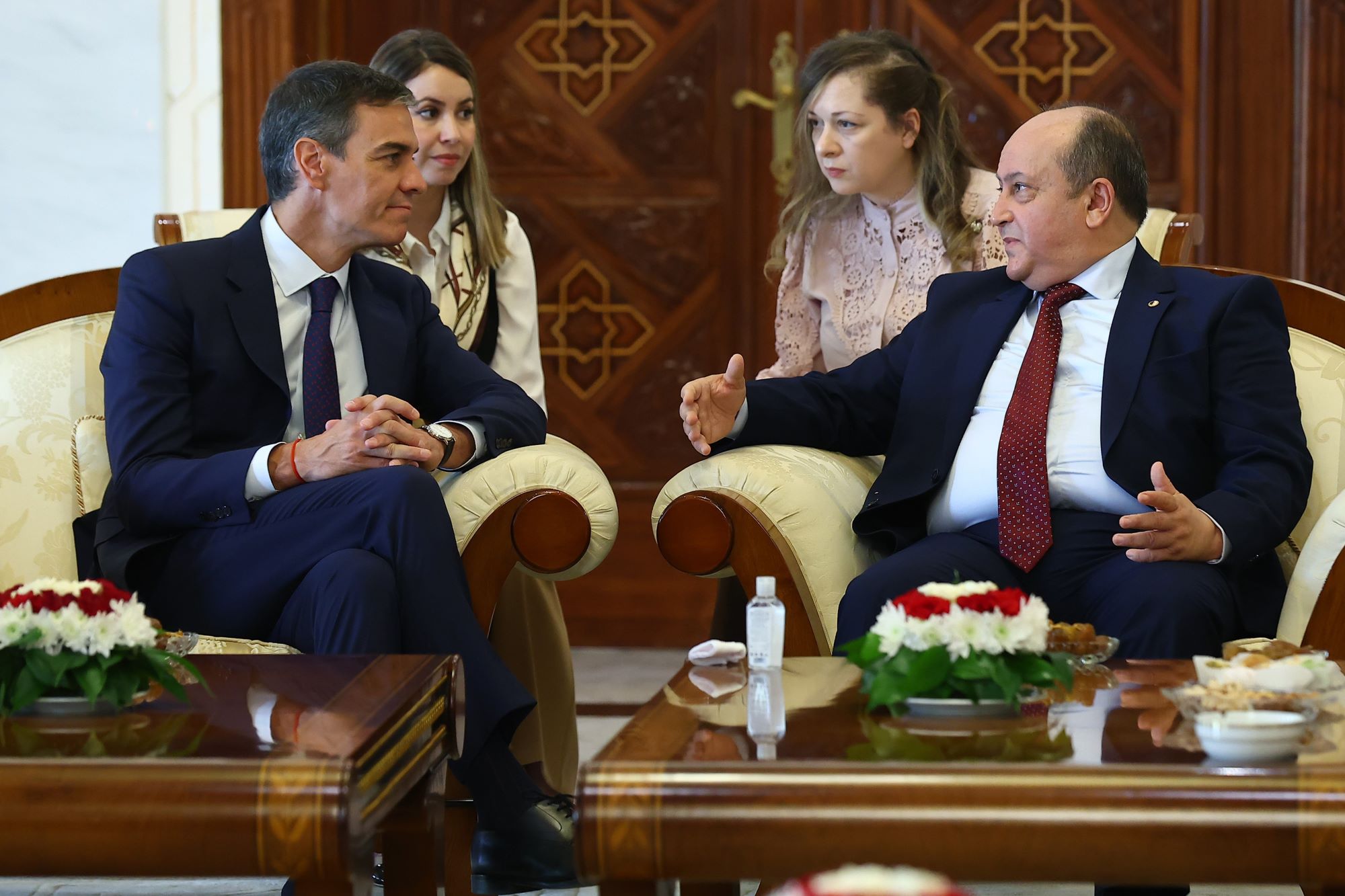 20/07/2026. Pedro Sánchez viviata Argelia. El presidente del Gobierno, Pedro Sánchez, durante encuentro con el primer ministro de Argelia, S...