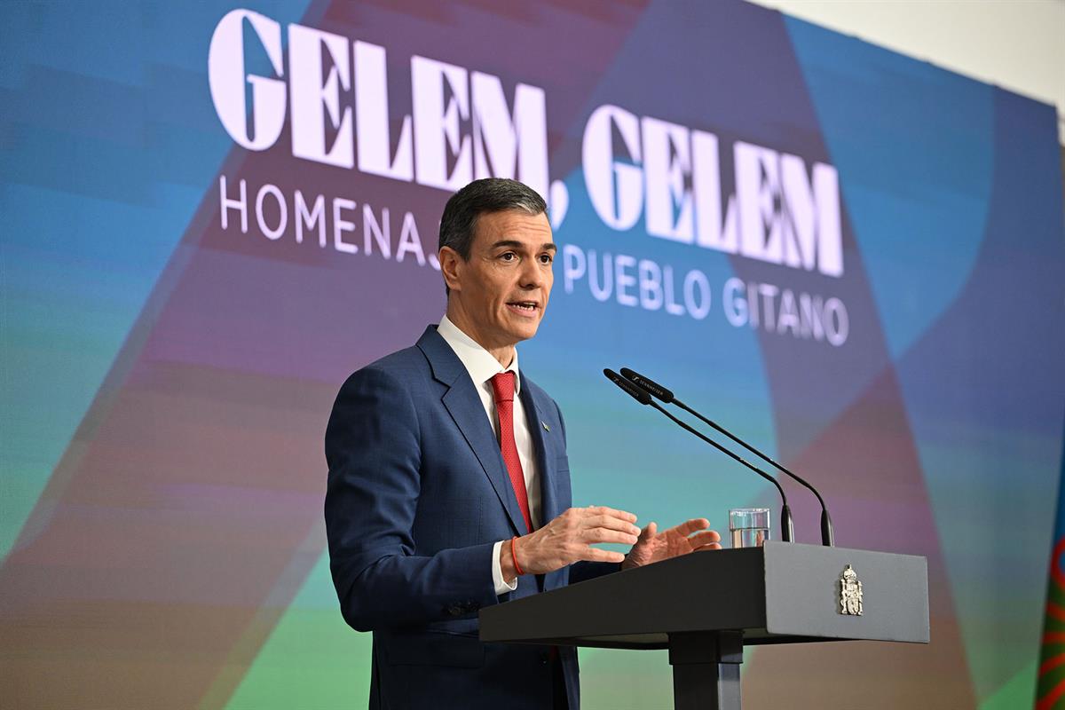 21/02/2026. Pedro Sánchez homenaje pueblo gitano. El presidente del Gobierno, Pedro Sánchez, durante su intervención en el acto de homenaje ...