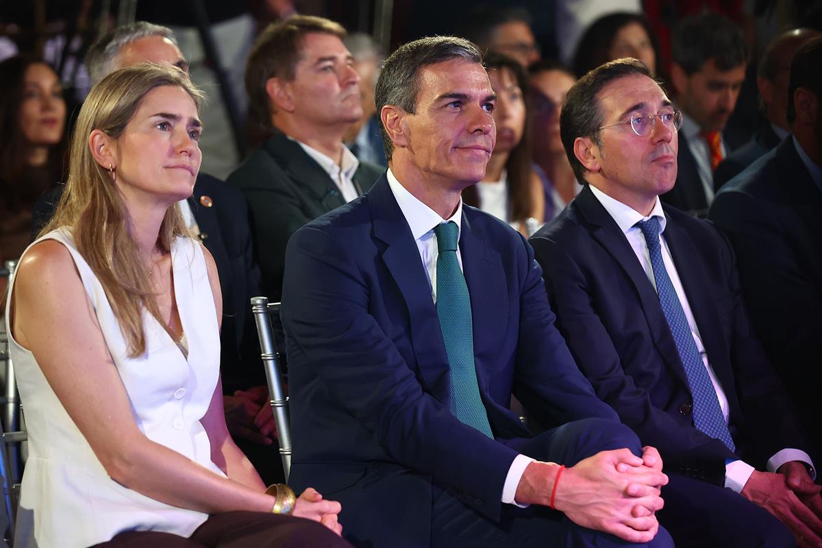 22/06/2026. Pedro Sánchez clausura el acto España Verde Digital. El presidente del Gobierno, Pedro Sánchez, junto a la vicepresidenta tercer...