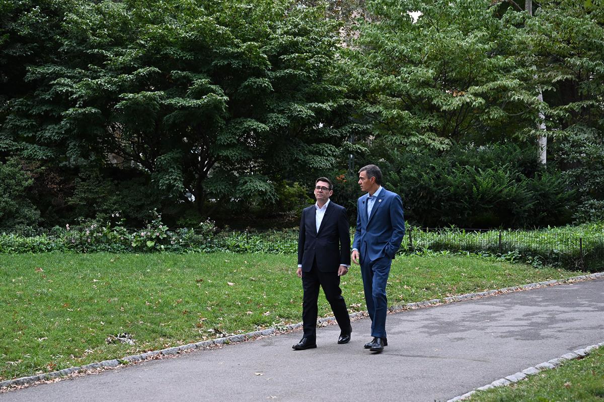 22/09/2026. Pedro Sánchez mantiene un encuentro con el primer ministro del Reino Unido, Andy Burnham. Encuentro del presidente del Gobierno,...